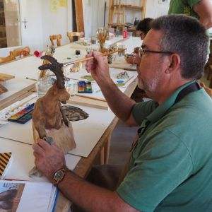 Kursteilnehmerin - Farbe auf Holz, Marmor- und Dekorationsmalerei
