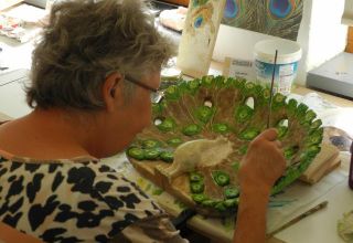 Basiskurs Farbliche Gestaltung - Kursteilnehmer bei der Arbeit