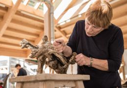 Skulpturen Fund- und Schwemmholz