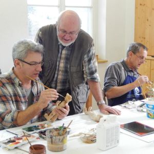 Basiskurs Farbliche Gestaltung - Kursteilnehmer bei der Arbeit