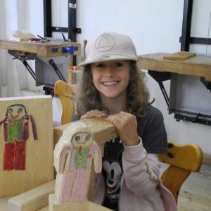 Kinderschnitzkurs - Werkstatt